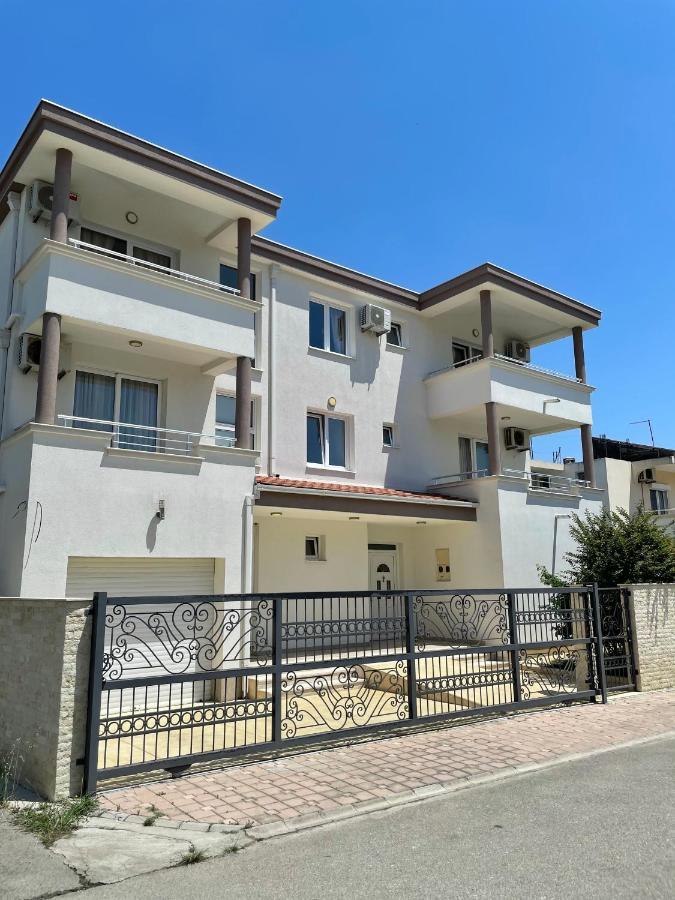 Apartments Harris Ulcinj Exterior foto